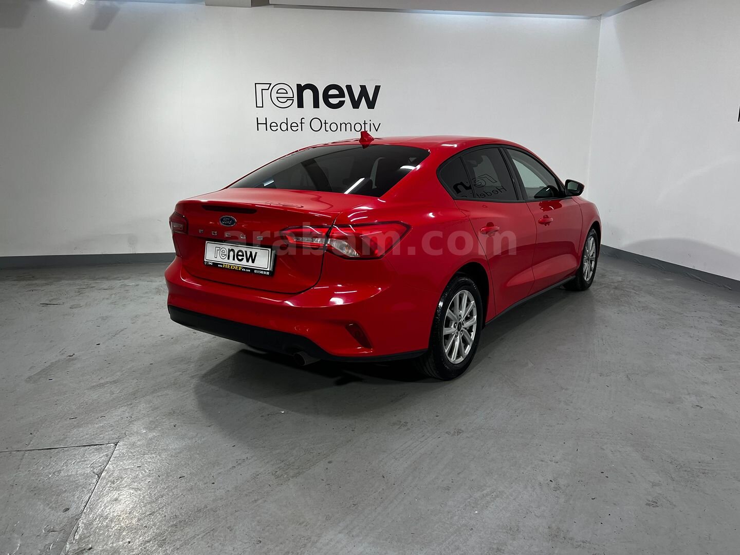 Galeriden Ford Focus 1.5 TDCi Trend X 2024 Model İstanbul 97.185 km Kırmızı 6
