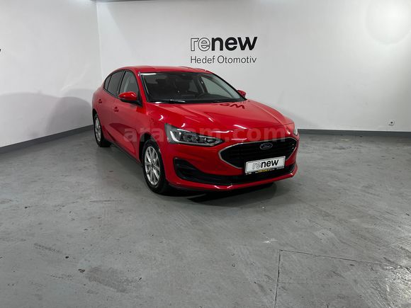 HEDEF RENAULT'DAN 0,99 KREDİ 2024 FOCUS TREND X ECOBLUE %20