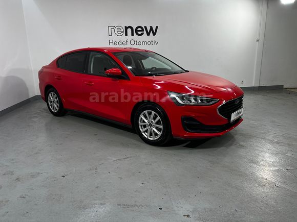 HEDEF RENAULT'DAN 0,99 KREDİ 2024 FOCUS TREND X ECOBLUE %20