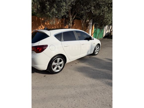 Sahibinden Opel Astra 1.4 T Sport 2011 Model