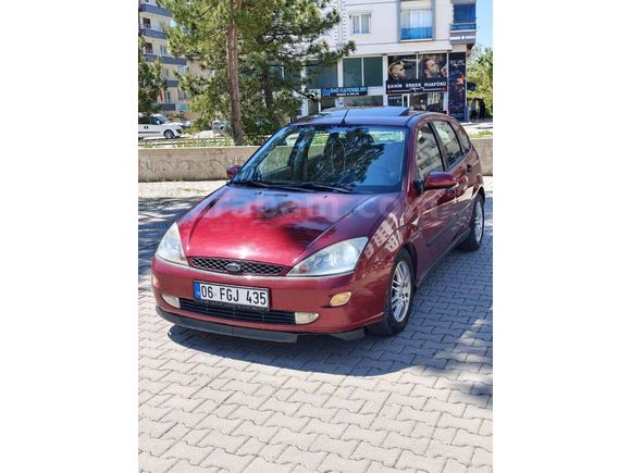 Sahibinden Ford Focus 1.6 Ghia 2001 Model