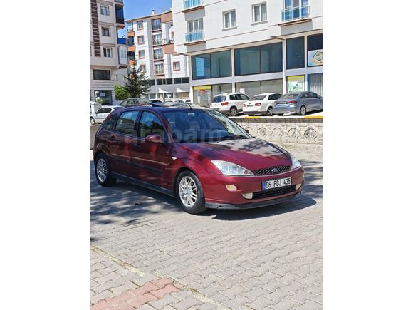 Sahibinden Ford Focus 1.6 Ghia 2001 Model