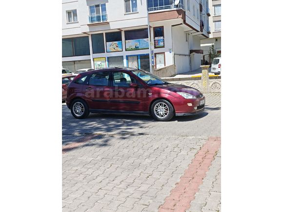 Sahibinden Ford Focus 1.6 Ghia 2001 Model
