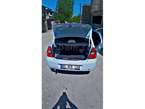 Sahibinden Renault Clio 1.4 RN 2000 Model