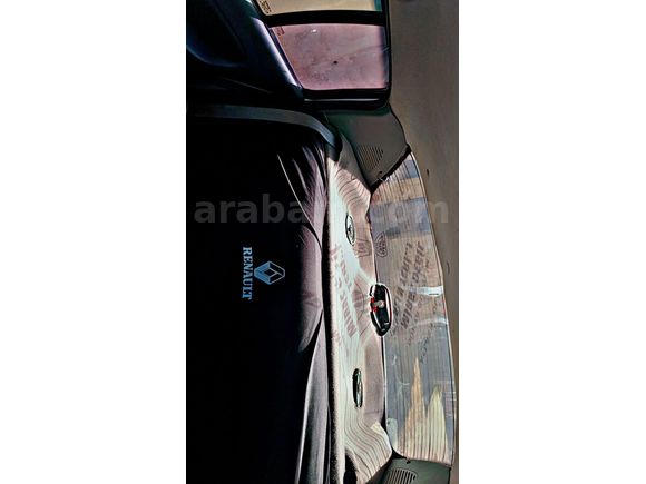 Sahibinden Renault Clio 1.4 RN 2000 Model