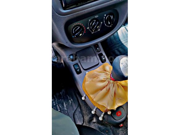 Sahibinden Renault Clio 1.4 RN 2000 Model