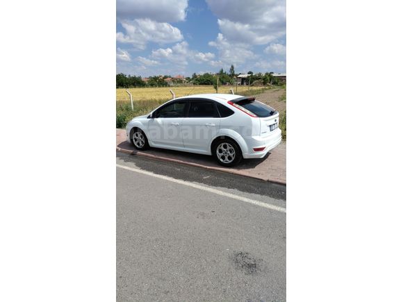 Ford Focus 1.6 TDCi Collection 180.000 Km'de