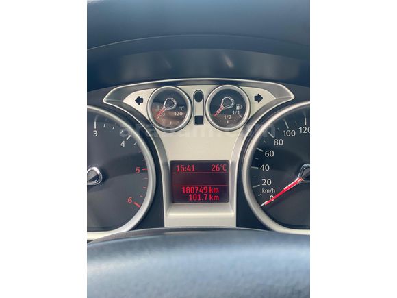 Ford Focus 1.6 TDCi Collection 180.000 Km'de
