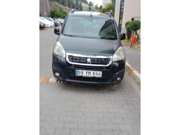 Sahibinden Peugeot Partner 1.6 HDI Allure 2016 Model  250.000 km Siyah