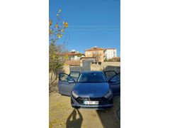 Sahibinden Hyundai i20 1.4 MPI Style 2024 Model