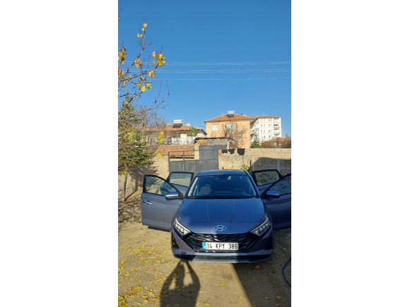 Sahibinden Hyundai i20 1.4 MPI Style 2024 Model