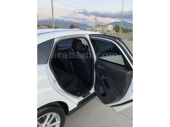HATASIZ BOYASIZ 2018 MODEL FORD FOCUS