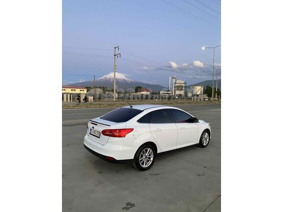 HATASIZ BOYASIZ 2018 MODEL FORD FOCUS