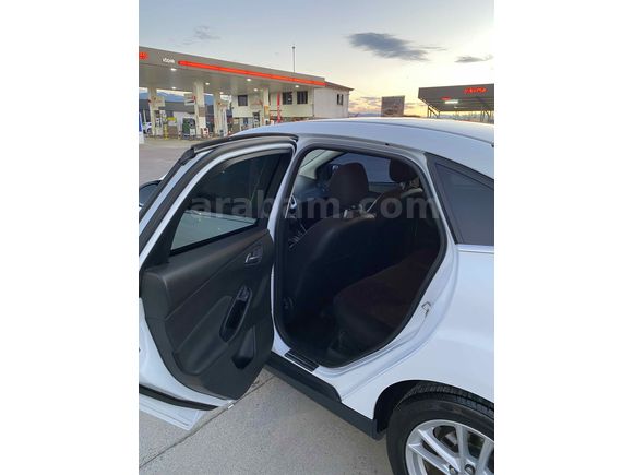HATASIZ BOYASIZ 2018 MODEL FORD FOCUS