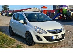 TEMİZLİĞİ VE DİRİLİĞİYLE DİKKAT ÇEKEN OPEL CORSA