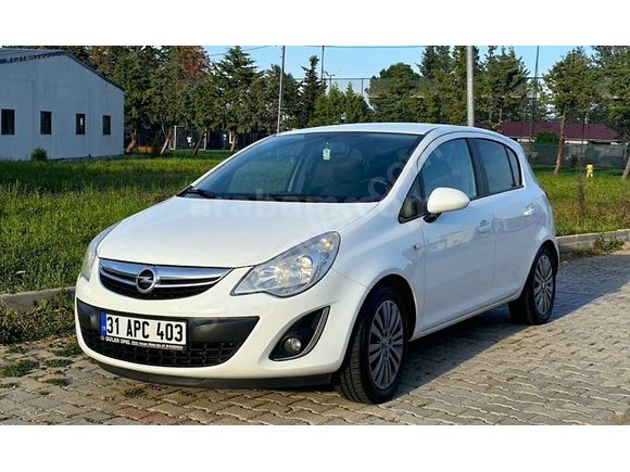 TEMİZLİĞİ VE DİRİLİĞİYLE DİKKAT ÇEKEN OPEL CORSA
