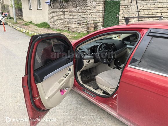 Sahibinden takasa açık  Mitsubishi Lancer 1.5