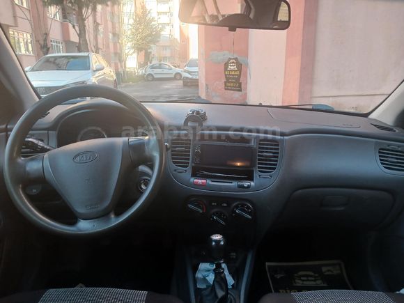 Sahibinden Kia Rio 1.5 CRDi EX Comfort 2006 Model