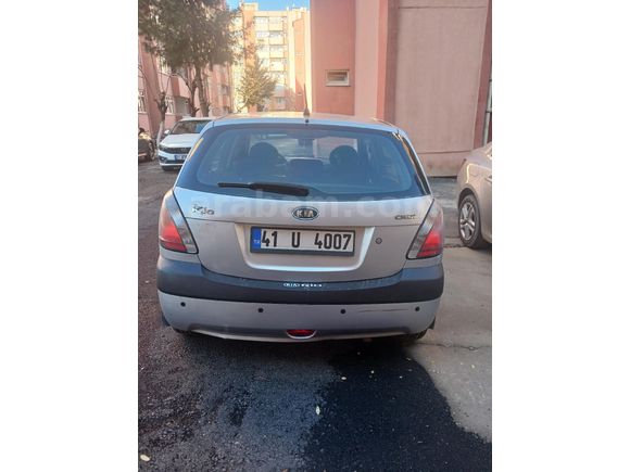 Sahibinden Kia Rio 1.5 CRDi EX Comfort 2006 Model