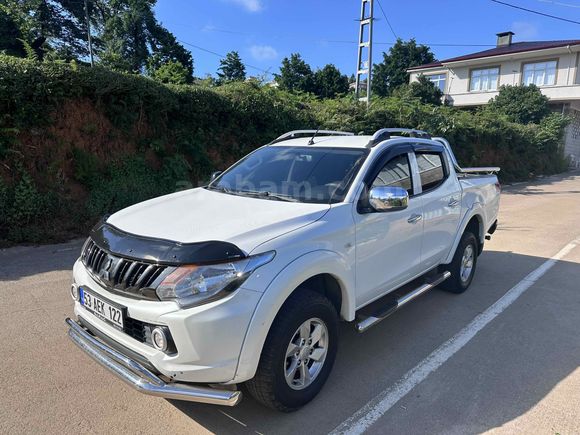 Sahibinden Mitsubishi L 200 4x2 Storm 2017 Model 