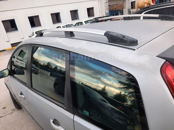 Sahibinden Ford C-Max 1.6 TDCi Trend 2005 Model 