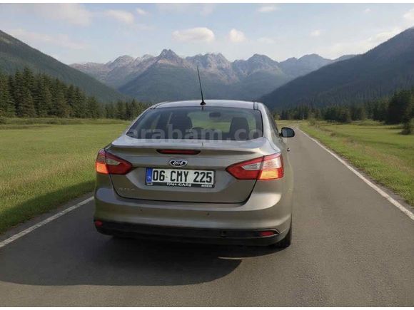 Sahibinden Ford Focus 1.6 Ti-VCT Style 2012 Model 