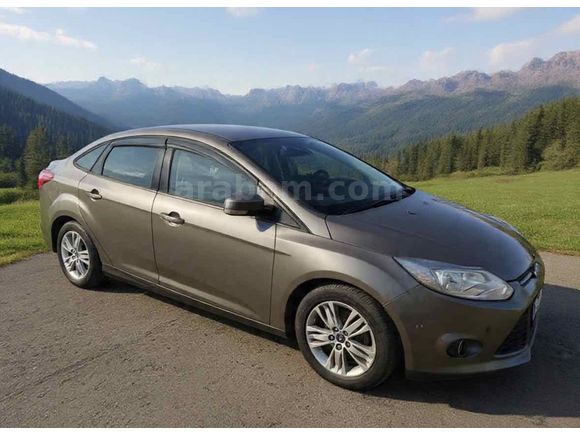 Sahibinden Ford Focus 1.6 Ti-VCT Style 2012 Model 