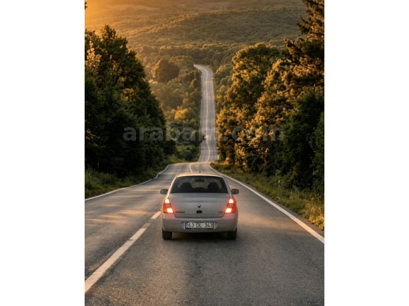 Sahibinden Renault Clio 1.4 Expression 2002 Model  304.000 km Gri