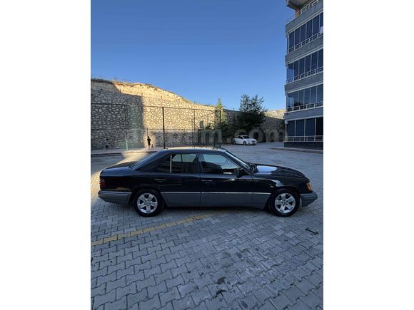 Sahibinden Mercedes - Benz E 200 1995 Model 