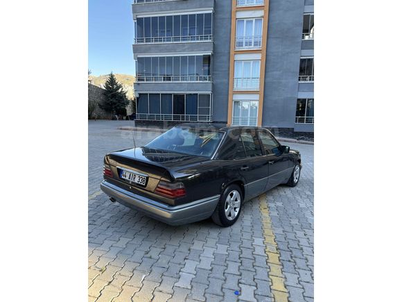 Sahibinden Mercedes - Benz E 200 1995 Model 