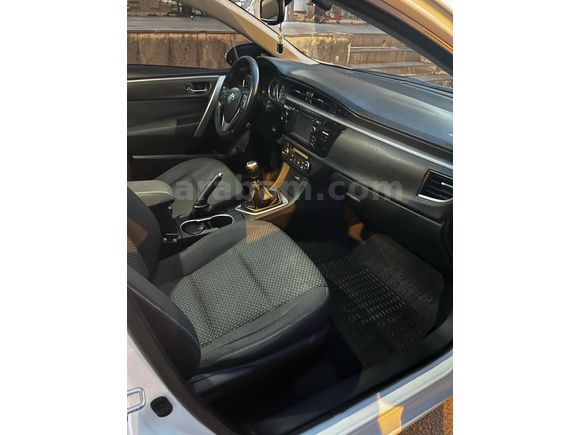 Sahibinden Toyota Corolla 1.6 Advance 2013 Model 