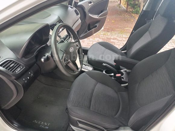 Sahibinden Hyundai Accent Blue 1.6 CRDI Mode Plus 2018 Model