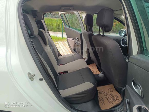 Sahibinden Renault Clio 1.5 dCi Expression 2011 Model  240.000 km Beyaz
