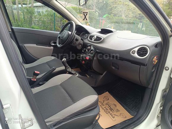 Sahibinden Renault Clio 1.5 dCi Expression 2011 Model  240.000 km Beyaz