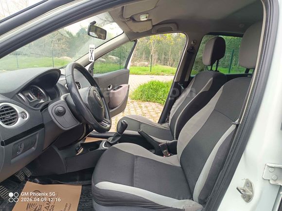 Sahibinden Renault Clio 1.5 dCi Expression 2011 Model  240.000 km Beyaz