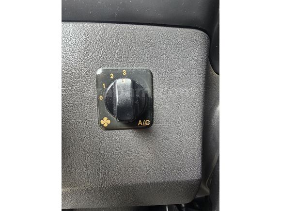 Galeriden Ford Transit 300 S 2006 Model Rize