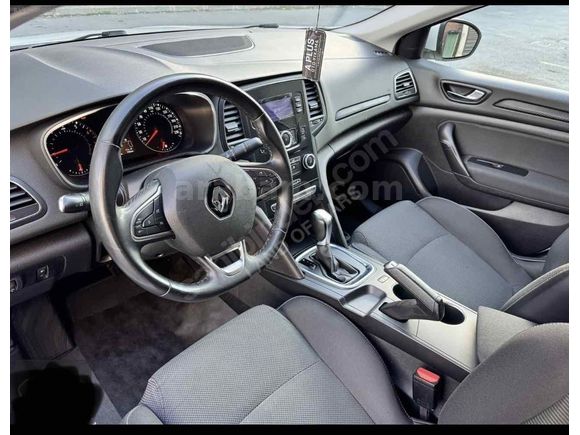 Sahibinden Renault Megane 1.3 TCe Joy 2022 Model 