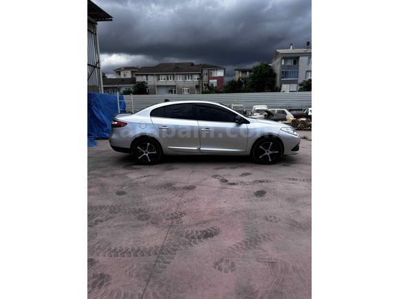 Sahibinden Renault Fluence 1.5 dCi Touch 2014 Model 