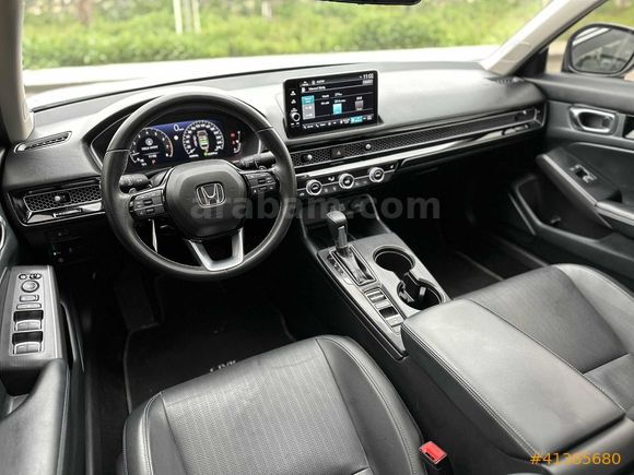 2024 HONDA CİVİC EXECUTİVE PLUS 1.5 VTEC 22 BİN KM