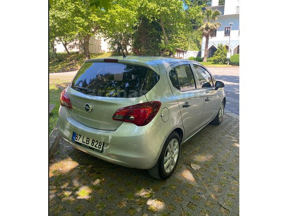 2. Sahibinden Opel Corsa 1.4 Essentia 2015 Model 