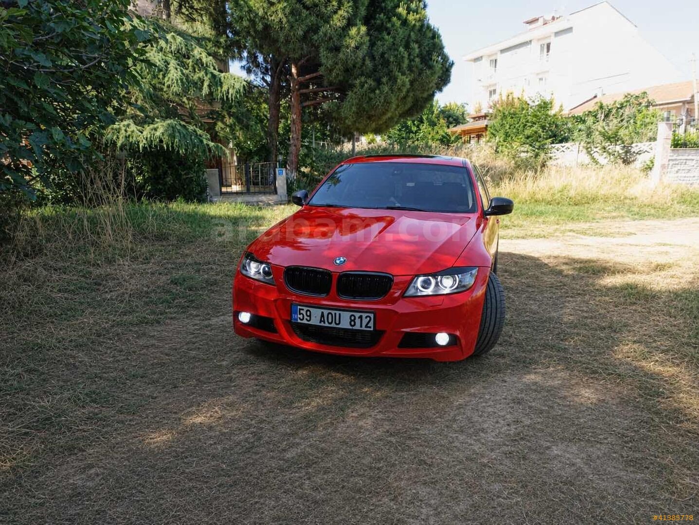Galeriden BMW 3 Serisi 320d M Sport 2011 Model Tekirdağ 262.000 km Kırmızı 2