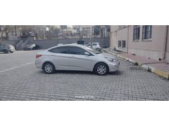 Sahibinden Hyundai Accent Blue 1.4 CVVT Mode 2011 Model İstanbul 117.000 km Gri