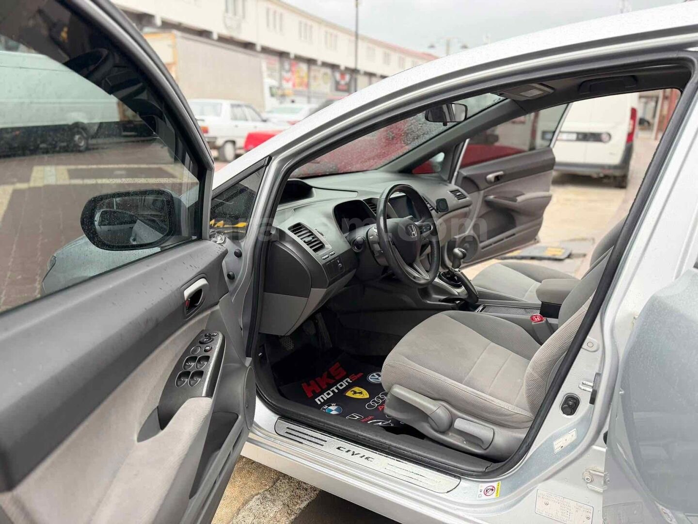 Galeriden Honda Civic 1.6 Elegance 2007 Model Kastamonu 94.000 km Gri (Gümüş) 7