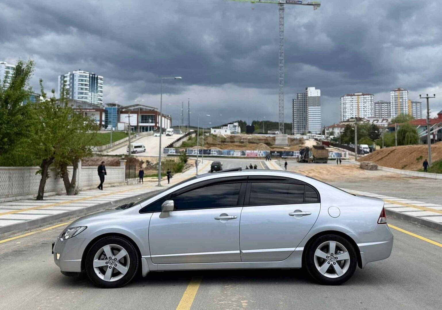 Galeriden Honda Civic 1.6 Elegance 2007 Model Kastamonu 94.000 km Gri (Gümüş) 4