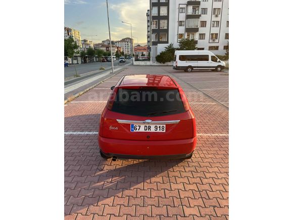 Sahibinden Ford Focus 1.6 Ghia 2001 Model 