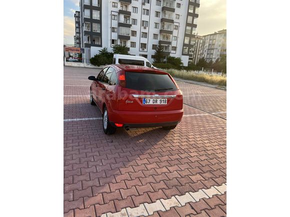 Sahibinden Ford Focus 1.6 Ghia 2001 Model 