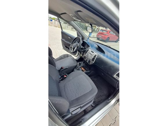 3. Sahibinden 2011 Model  i20 troy