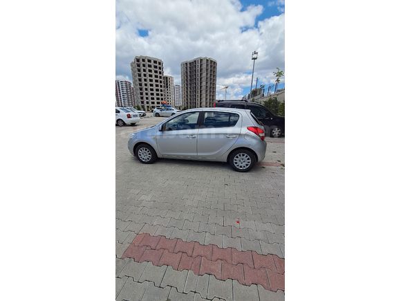 3. Sahibinden 2011 Model  i20 troy
