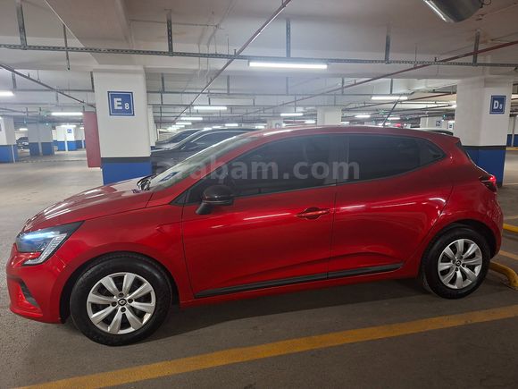 Sahibinden Renault Clio 1.0 TCe Joy 2023 Model 