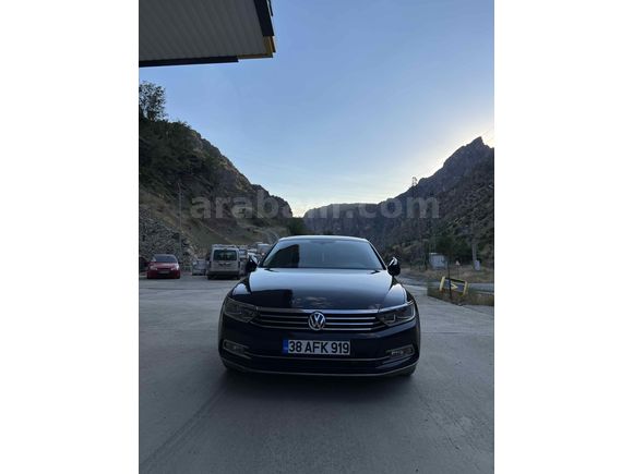 Sahibinden Volkswagen Passat 1.6 TDi BlueMotion Comfortline 2015 Model  195.000 km Siyah